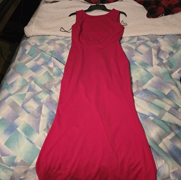 Windsor Vibrant Pink Maxi Dress - Picture 1 of 4